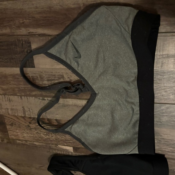 Nike Sports Bras! - Picture 3 of 5